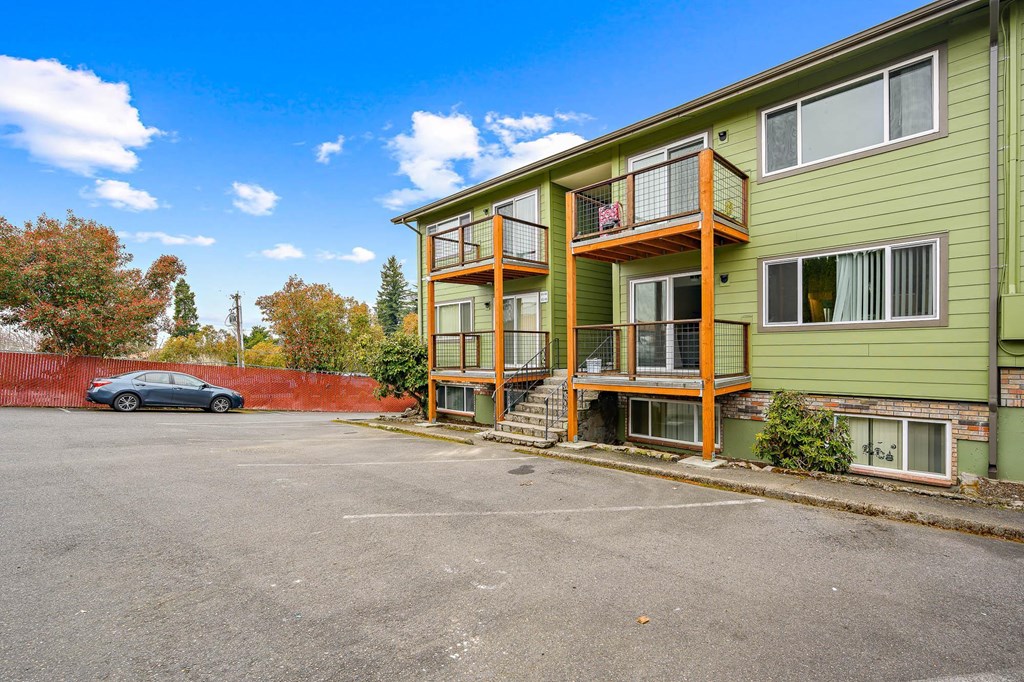 Alpine By Trion Living Apartments, 3750 SW 108th Ave., Beaverton, OR